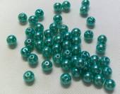více - Plastové korálky voskované, průměr 8mm - smaragdově zelené      50ks