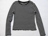 více - 2903 Kratší žebrované tričko dl.rukáv černo-krémový proužek   PRIMARK   7 let   v.122
