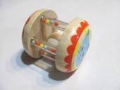 více - 0404 Dřevěná hračka s kočičkou   v. 6cm