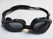 více - 1306 Dospělé plavecké brýle černé   SPEEDO  