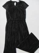 více - 1212 Splývavý kalhotový overal černý jemně plisovaný  PRIMARK   9-10 let  v.134/140