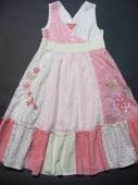 více - 1212 Dlouhé šaty s volánkem květované puntíkaté s výšivkami  NEXT  5 let   v.110